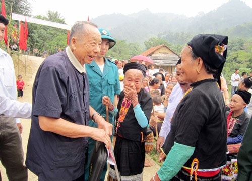 Vừ Chông Pao - “ngọn lửa” sáng mãi nơi rẻo cao xứ Nghệ!