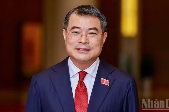Thủ tướng Lê Minh Hưng lên đường tham dự Hội nghị cấp cao ASEAN lần thứ 48 tại Philippines