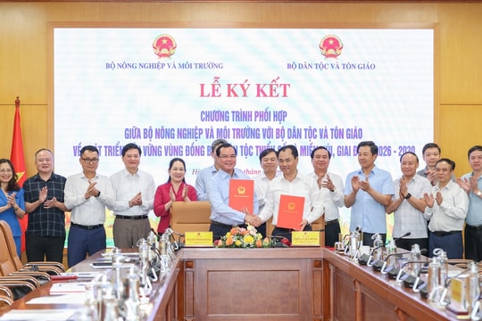 Hai bộ "bắt tay" nâng cao đời sống người dân vùng đồng bào dân tộc thiểu số, miền núi