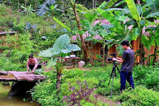 Chuyển đổi số và “quyền kể chuyện” của đồng bào dân tộc thiểu số