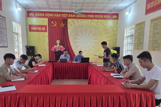 Cụ thể hóa nghị quyết trong từng nếp nhà vùng biên