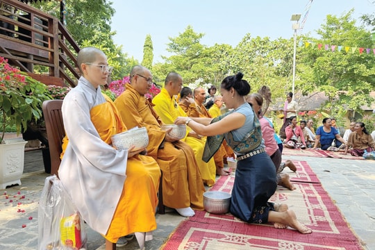 Văn hóa Phật giáo trong đời sống người Lào