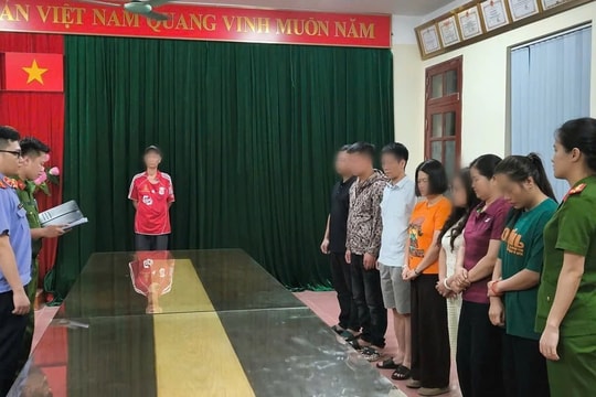 Khởi tố 7 nhân viên tham ô tại Khu di tích Tam Thanh