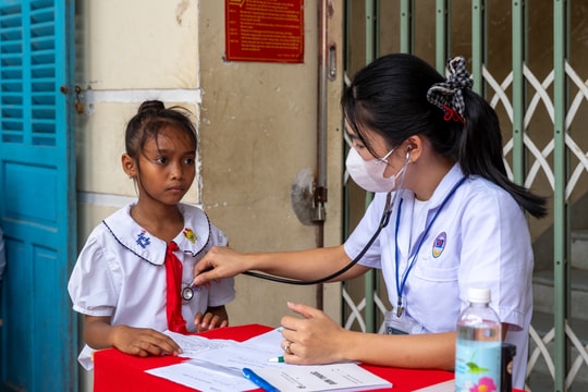 Từ năm 2030, 100% học sinh được khám sức khỏe hằng năm