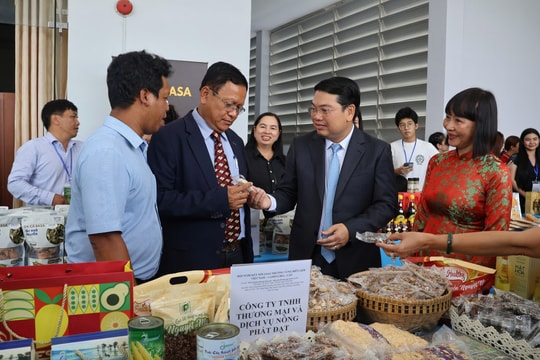 Thúc đẩy giao thương biên giới, mở rộng liên kết kinh tế khu vực