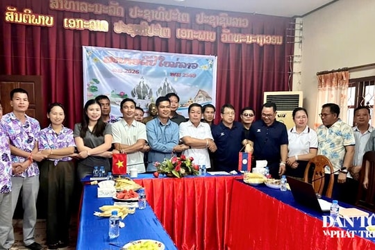 "Ngoại giao cơ sở" - Bí quyết để giữ yên biên giới Việt - Lào