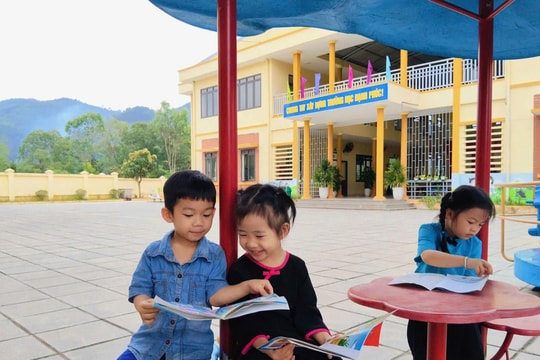 Giữ nhịp đến trường cho trẻ vùng cao từ một Nghị quyết nhân văn sâu sắc