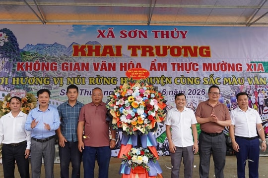 Giữ hồn Mường Xia từ phiên chợ vùng biên