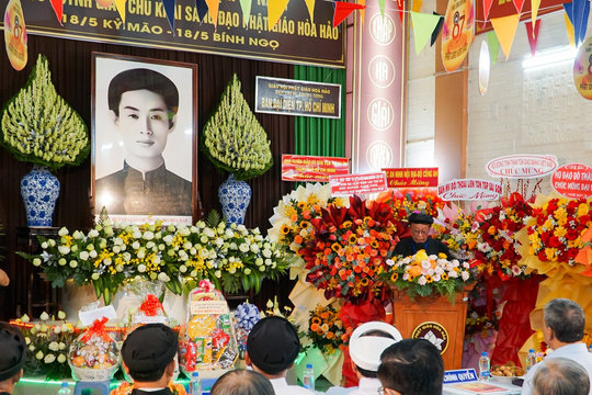 Đại lễ khai đạo Phật giáo Hòa Hảo lan tỏa tinh thần đoàn kết, phụng sự cộng đồng