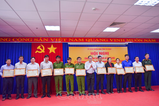 Cà Mau khen thưởng các tập thể, cá nhân phục vụ sự kiện Lễ tuyên phong Chân phước