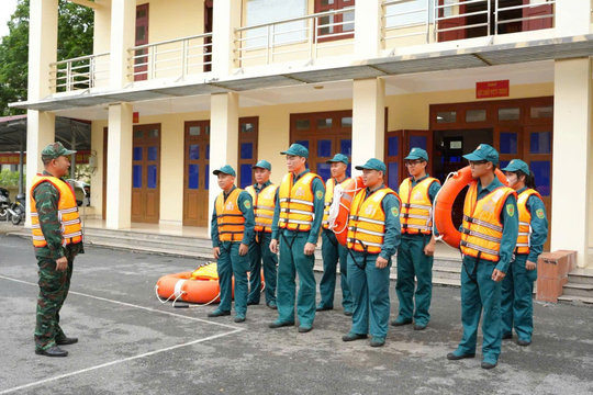 Trời còn xanh nắng, vùng cao Quảng Ninh đã sẵn sàng chống bão