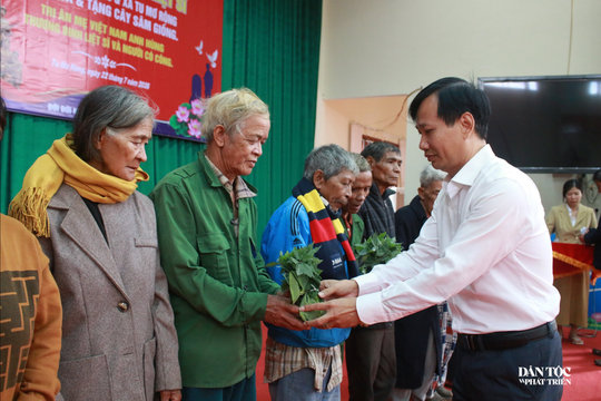 Món quà tri ân từ vùng sâm Ngọc Linh dành cho người có công