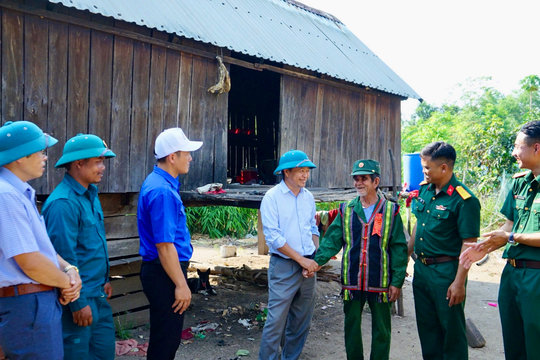 Giữ lửa tri ân trên vùng đất Al Bá