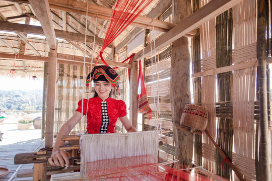 Sản phẩm từ tri thức dân gian, văn hóa truyền thống cần được khai thác đúng cách