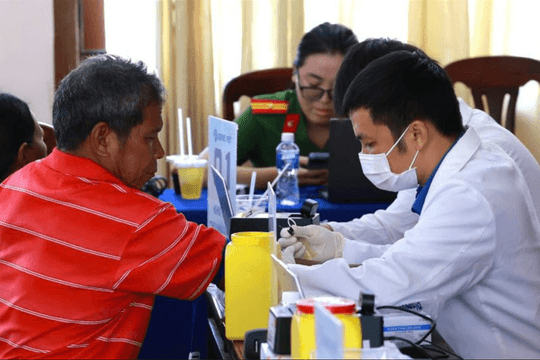 Công an Khánh Hòa tiến hành thu nhận mẫu ADN thân nhân liệt sĩ tại 6 xã miền núi