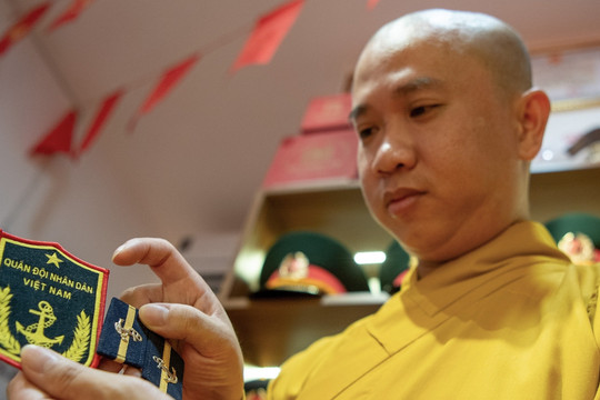 Hành trình gìn giữ ký ức người lính của vị Đại đức sưu tầm kỷ vật chiến tranh