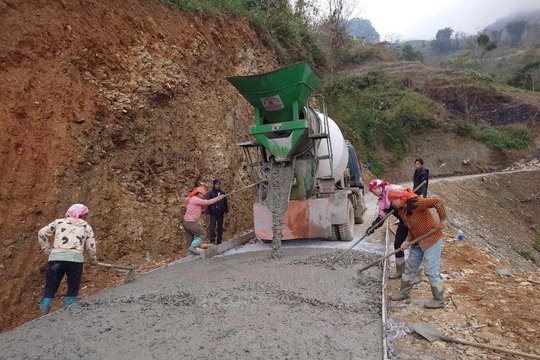 Lào Cai: Hết tháng 11 sẽ giải ngân hơn 90% vốn Chương trình MTQG