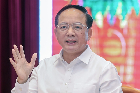Báo chí nếu 'không tinh, không sắc, không nhanh' thì không kịp với thực tiễn