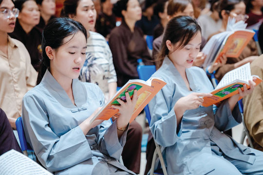 “Thị trường lừa đảo” dưới lớp áo tâm linh