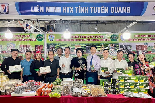 Gần 150 gian hàng đặc sản vùng miền hội tụ tại Hà Nội