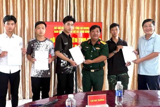 Vĩnh Bình (An Giang): Những lá đơn viết bằng khát vọng cống hiến
