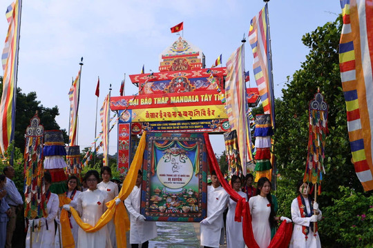 8 tòa linh vị, 8 miền đất thiêng tri ân những người hóa thành bình yên Tổ quốc
