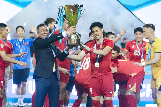 Tuyển Việt Nam viết sử khi vô địch ASEAN Cup 2026