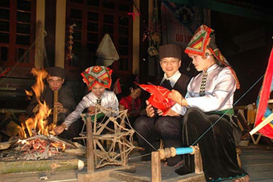 Hạn khuống-cuộc hẹn tình yêu của người Thái xưa