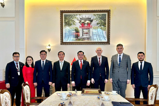 Việt Nam - Liên bang Nga tăng cường hợp tác trong lĩnh vực công tác dân tộc