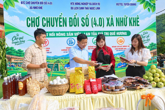 Lãnh đạo xã Nhữ Khê Livestream bán nông sản, thu hơn 52 triệu đồng