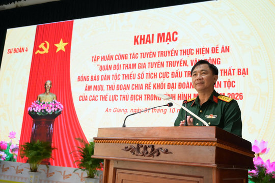 Nâng cao kiến thức, kỹ năng cho cán bộ, chiến sĩ Sư đoàn 4 về chính sách dân tộc, tôn giáo