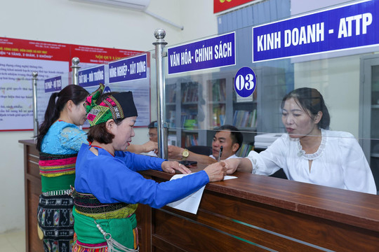 Hoàn thiện thể chế về công tác dân tộc trong giai đoạn mới (Bài cuối)