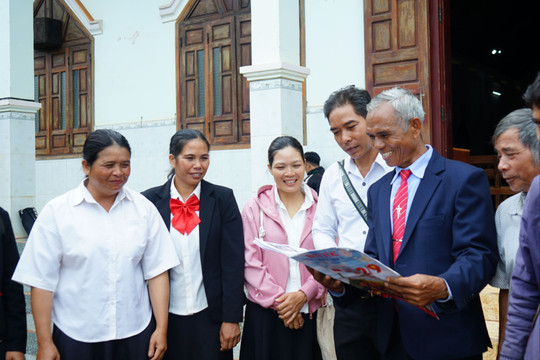 Người có uy tín ở Ia Le khơi dậy sức mạnh đoàn kết cộng đồng