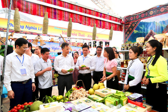 Thúc đẩy liên kết du lịch, tiêu thụ sản phẩm OCOP các tỉnh Tây Bắc