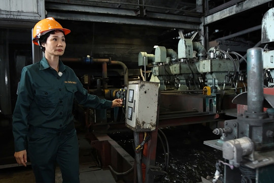 [Video] Những “bóng hồng” của ngành Than