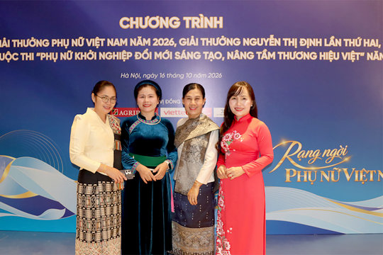 Những phụ nữ DTTS "viết tiếp câu chuyện cống hiến"