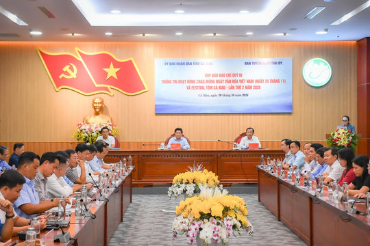 Về Cà Mau thưởng thức đặc sản tôm cua, khám phá văn hóa Kinh - Khmer - Hoa