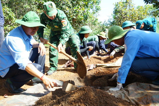 Từ thông tin người dân, Gia Lai tìm thấy 34 hài cốt liệt sĩ ở biên giới