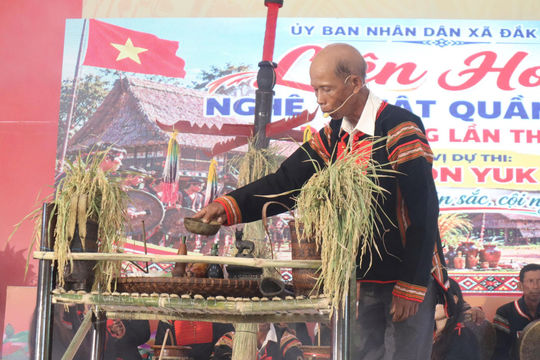 Theo mùa lúa mới tìm về mạch nguồn văn hóa Mnông