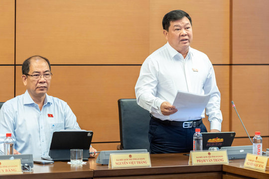Đề xuất ưu tiên hỗ trợ sinh kế cho ngư dân DTTS