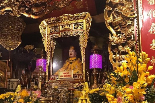 Đền Chợ Củi và huyền tích hóa thánh từ lòng dân