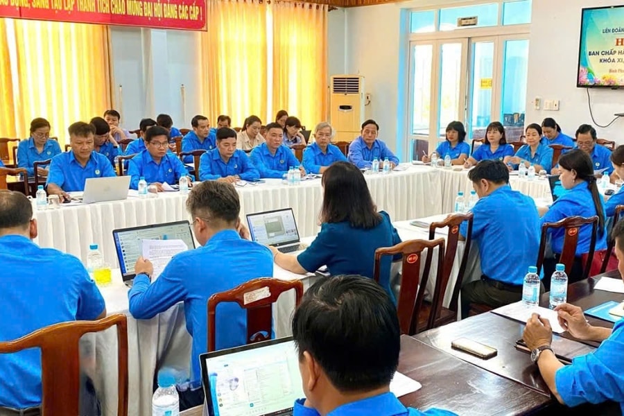 Từ 1/6, công đoàn viên hưởng lương 100% ngân sách nhà nước sẽ không phải đóng công đoàn phí