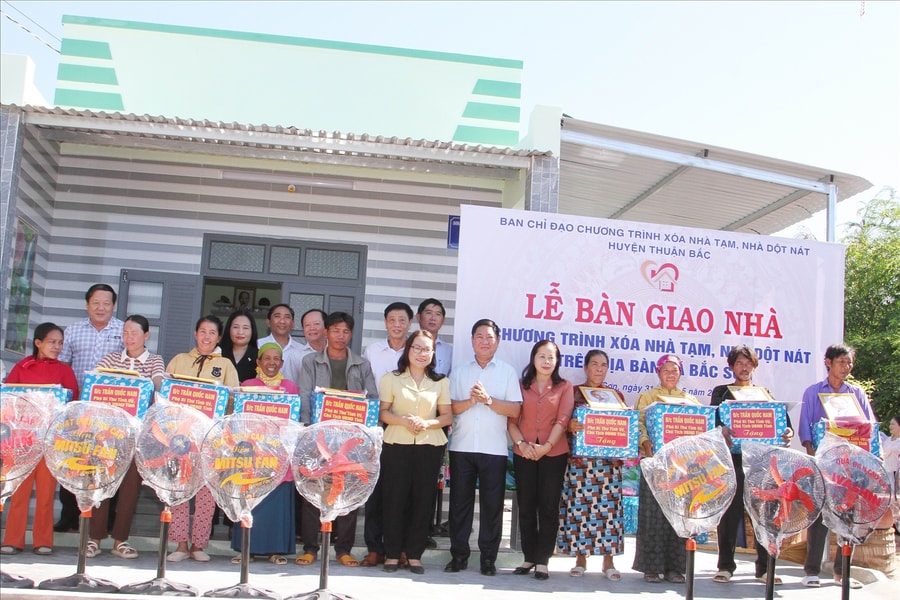 Ninh Thuận: Bàn giao nhà ở cho đồng bào DTTS xã Bắc Sơn