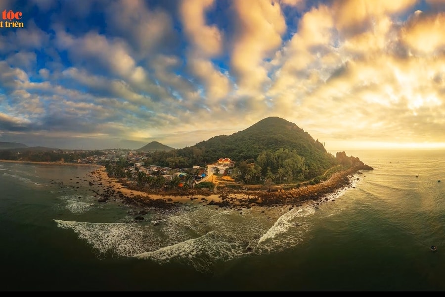 Làng chài Tân Phụng