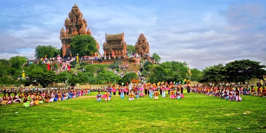Khởi sắc trên những làng Chăm Ninh Thuận