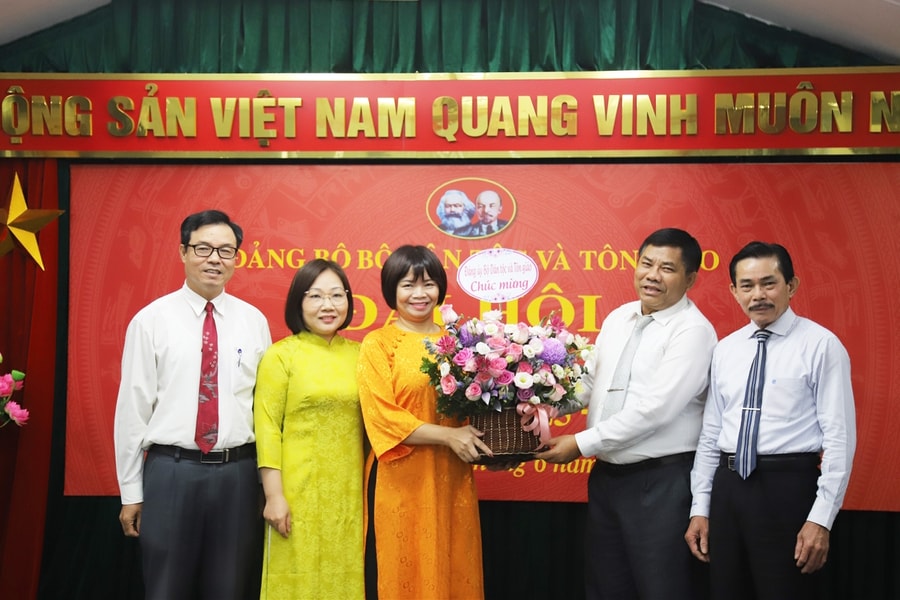 Chi bộ Báo Dân tộc và Phát triển: Quyết tâm xây dựng tập thể đoàn kết vững mạnh, hòa nhập để phát triển