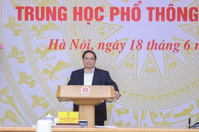 Thủ tướng: Tạo thuận lợi nhất cho mỗi thí sinh, tổ chức kỳ thi THPT thực sự là "ngày hội"