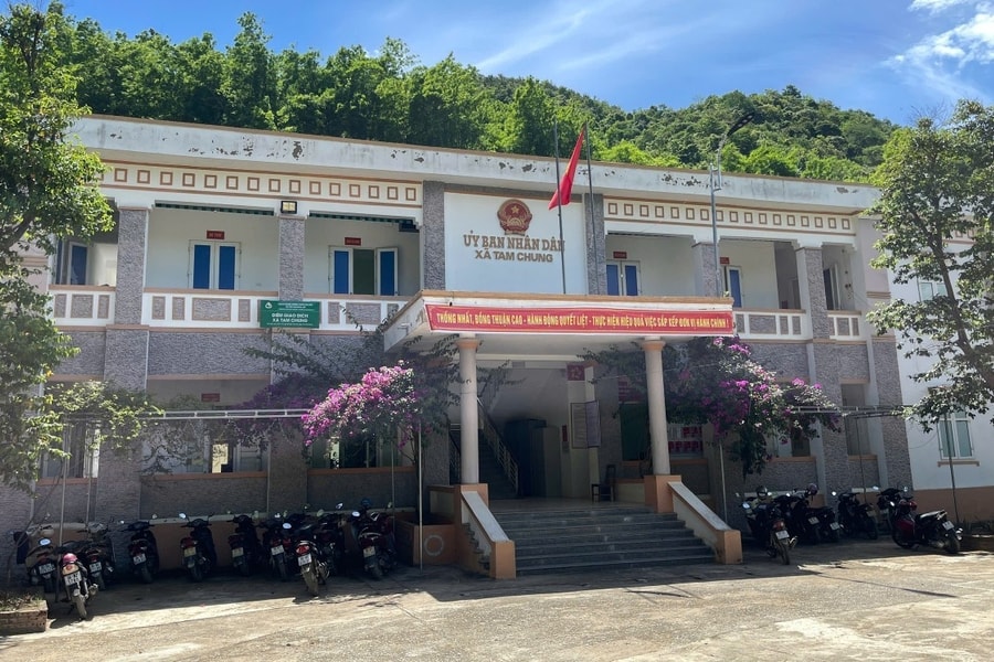 Nhiều xã miền núi Thanh Hóa được hỗ trợ tiền tỷ để đầu tư cơ sở vật chất và trang thiết bị phục vụ công vụ
