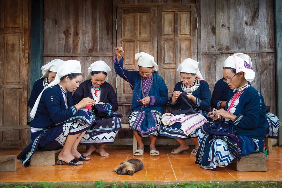 Nghề dệt thổ cẩm - Nơi gửi gắm tâm tình của người Dao