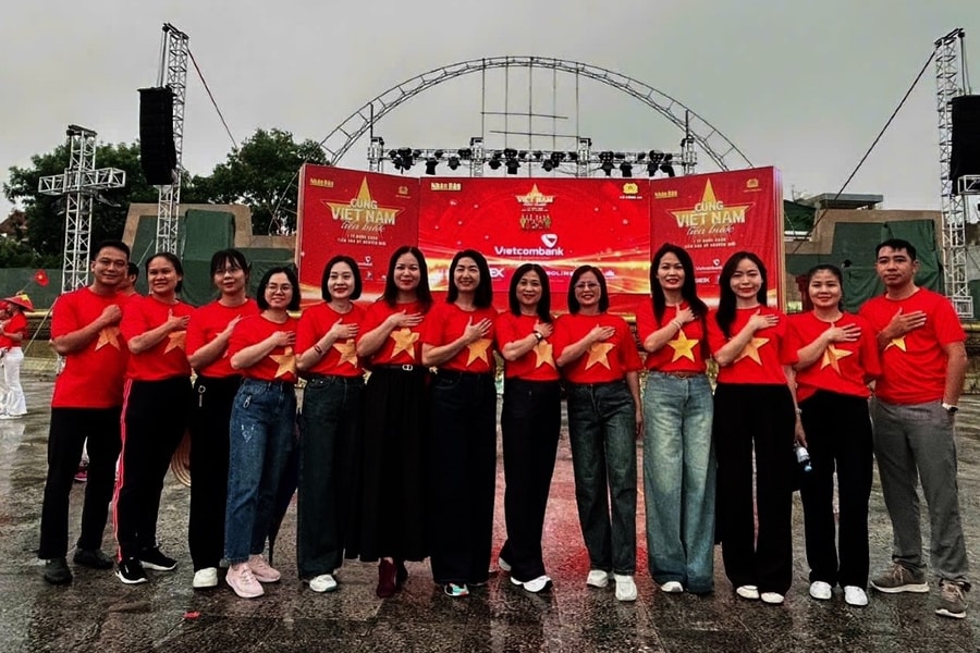 Hàng nghìn người dân tham gia Chương trình “Cùng Việt Nam tiến bước” tại Thanh Hóa